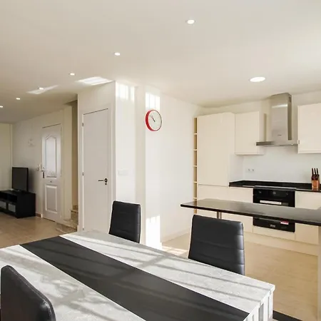 Awesome In W/ Wifi And 3 Bedrooms Casa de Férias *