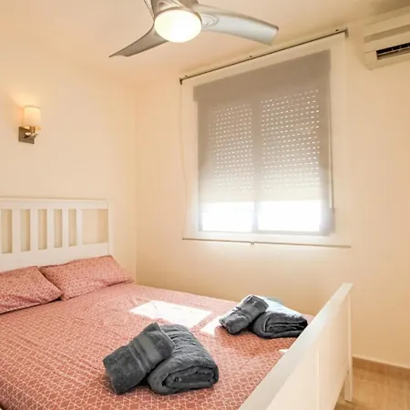 Awesome In W/ Wifi And 3 Bedrooms Torrevieja